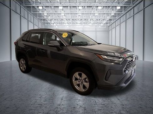 Used 2025 Toyota RAV4 XLE w/ Weather Package AWD/4WD image 28