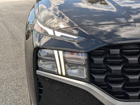 Used 2023 Hyundai Santa Fe SE image 9