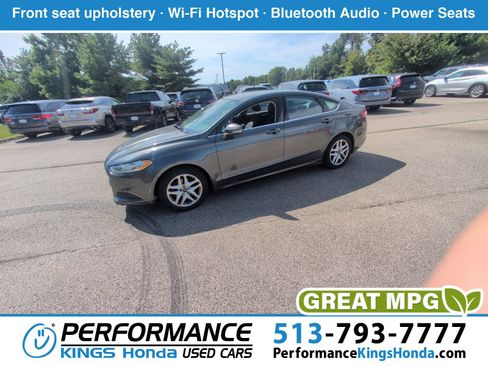 Used 2016 Ford Fusion SE FWD image 1