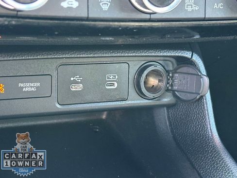 Used 2025 Honda Civic Sport image 31