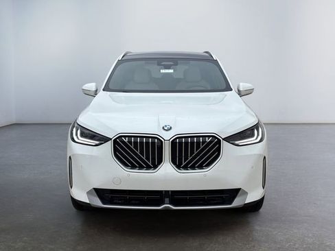 New 2026 BMW X3 xDrive30 w/ Premium Package image 9