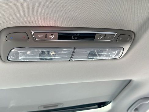 Used 2024 Kia Telluride S w/ S Sunroof Package FWD image 26