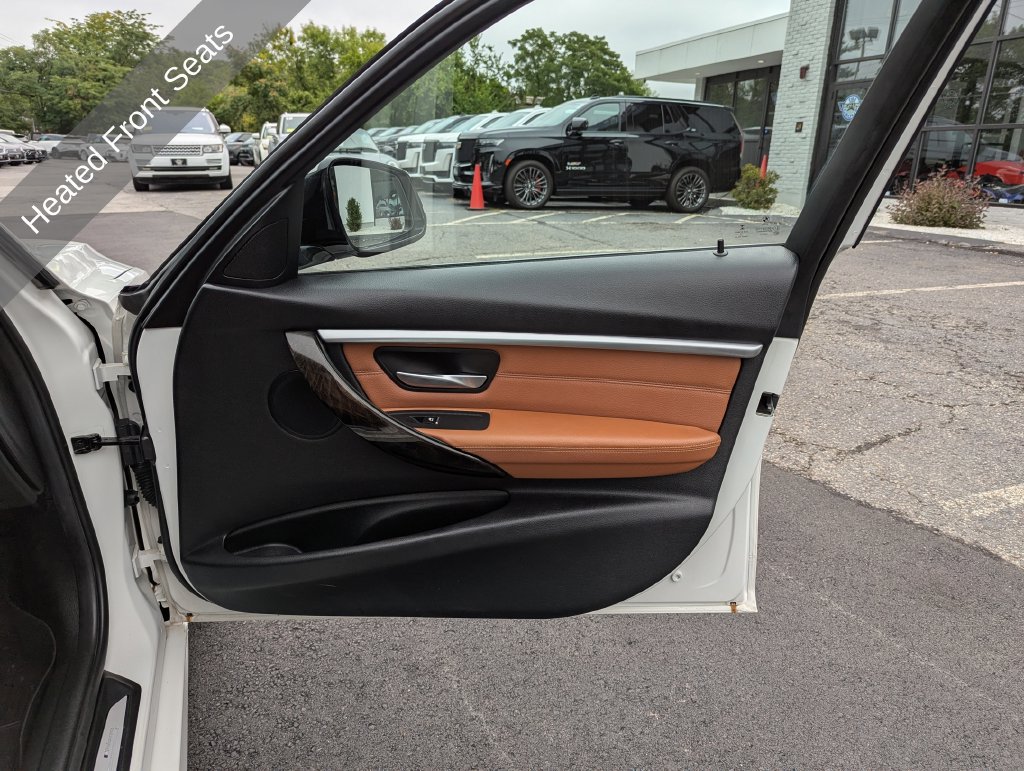 Used 2016 BMW 328i xDrive Sedan AWD/4WD image 30