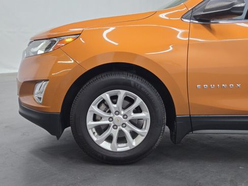 Used 2018 Chevrolet Equinox LT FWD image 5