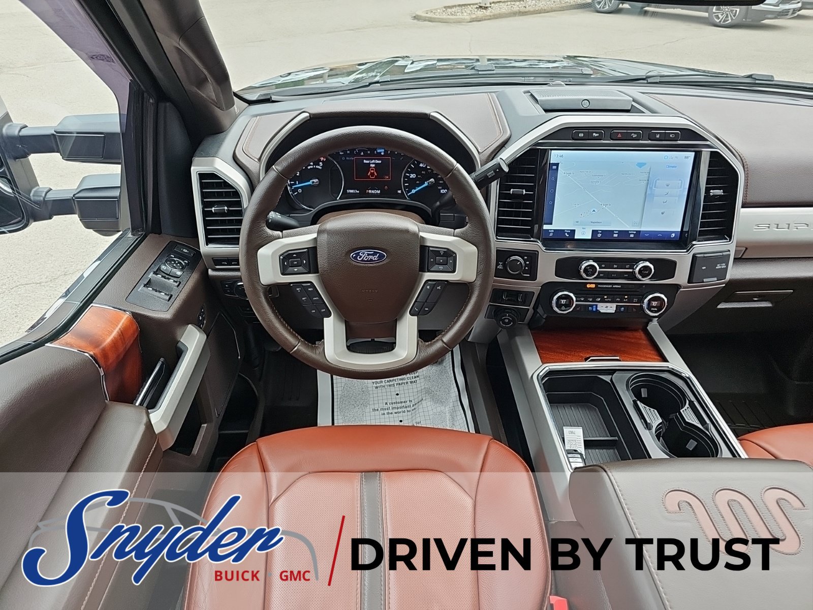 Used 2022 Ford F350 King Ranch w/ King Ranch Ultimate Package AWD/4WD image 27