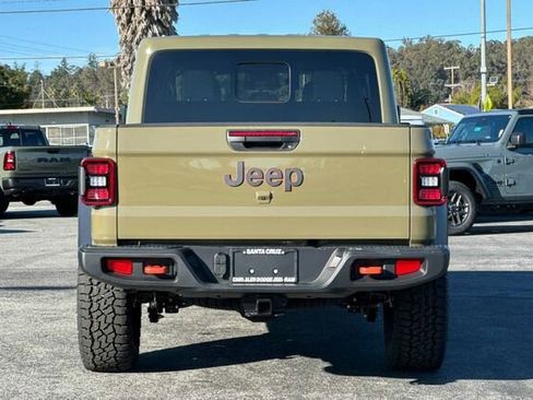 New 2026 Jeep Gladiator Mojave image 5