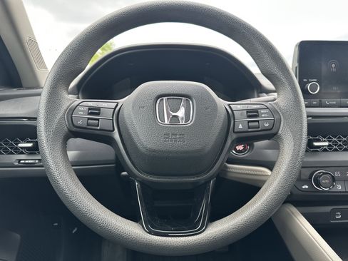 Used 2024 Honda Accord EX image 18