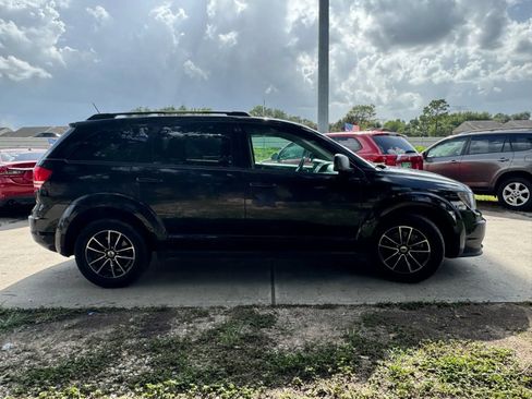 Used 2018 Dodge Journey SE w/ Popular Equipment Group FWD image 5