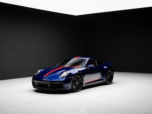 Used 2023 Porsche 911 Carrera S RWD image 4