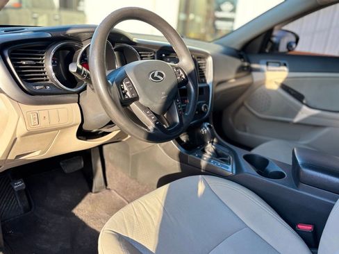 Used 2012 Kia Optima LX image 10