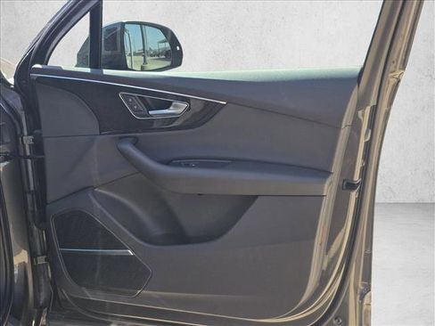 Used 2021 Audi Q7 2.0T Premium Plus w/ Premium Plus Package image 5