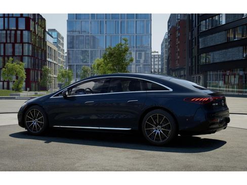 New 2022 Mercedes-Benz EQS 580 4MATIC Sedan image 30