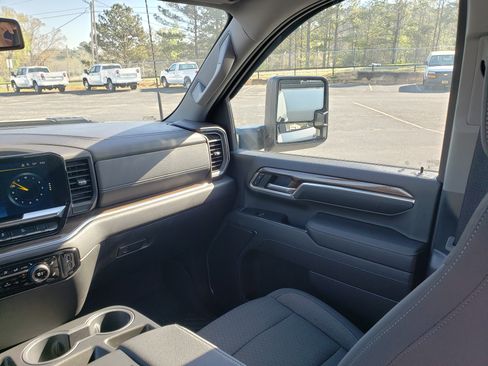 Used 2024 Chevrolet Silverado 2500 LT w/ All Star Edition image 36