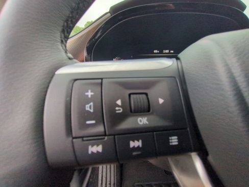 Used 2026 INFINITI QX60 Luxe w/ Cargo Package FWD image 17