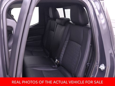 Certified 2025 Toyota Tacoma TRD Off-Road w/ TRD Off Road Premium Package AWD/4WD image 10