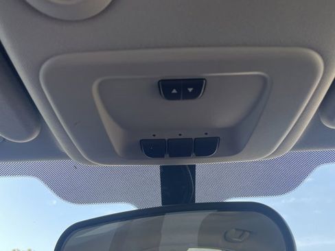 Used 2014 Chevrolet Impala LT w/ LT Sunroof Package image 11