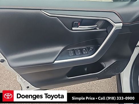 Used 2024 Toyota RAV4 Adventure image 12