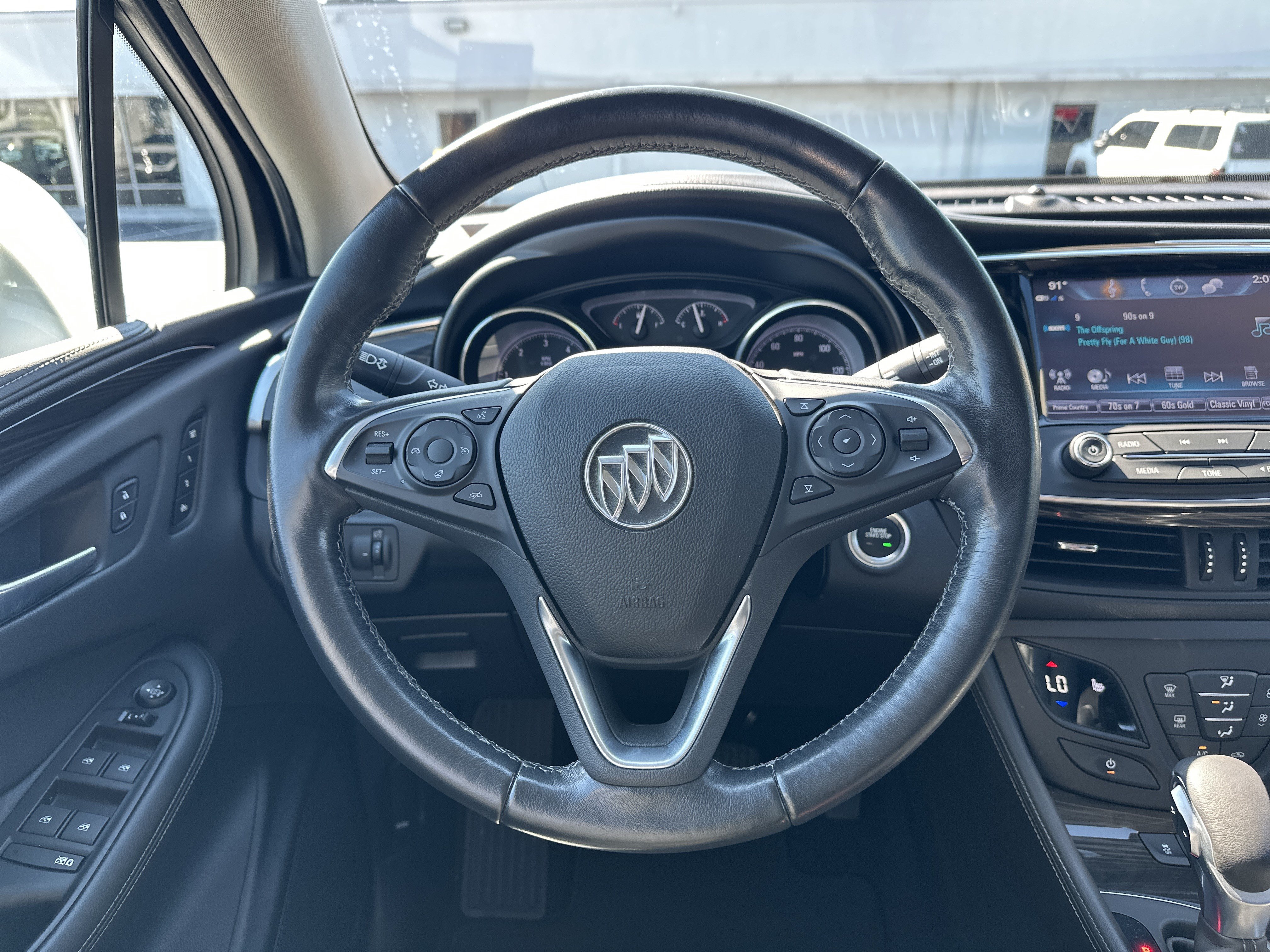 Used 2019 Buick Envision Essence FWD image 18