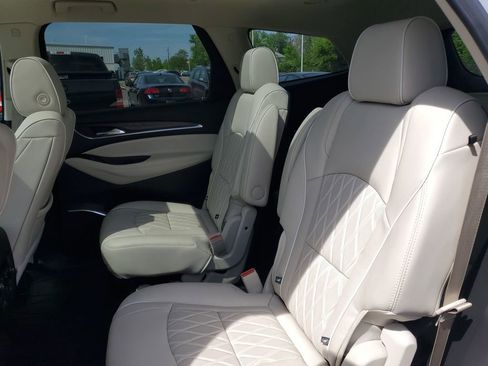 Used 2024 Buick Enclave Avenir w/ Avenir Technology Package AWD/4WD image 30