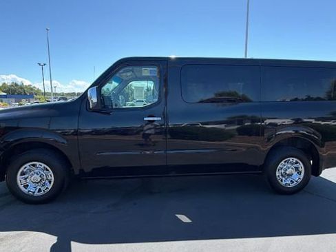Used 2018 Nissan NV 3500 SL RWD image 7