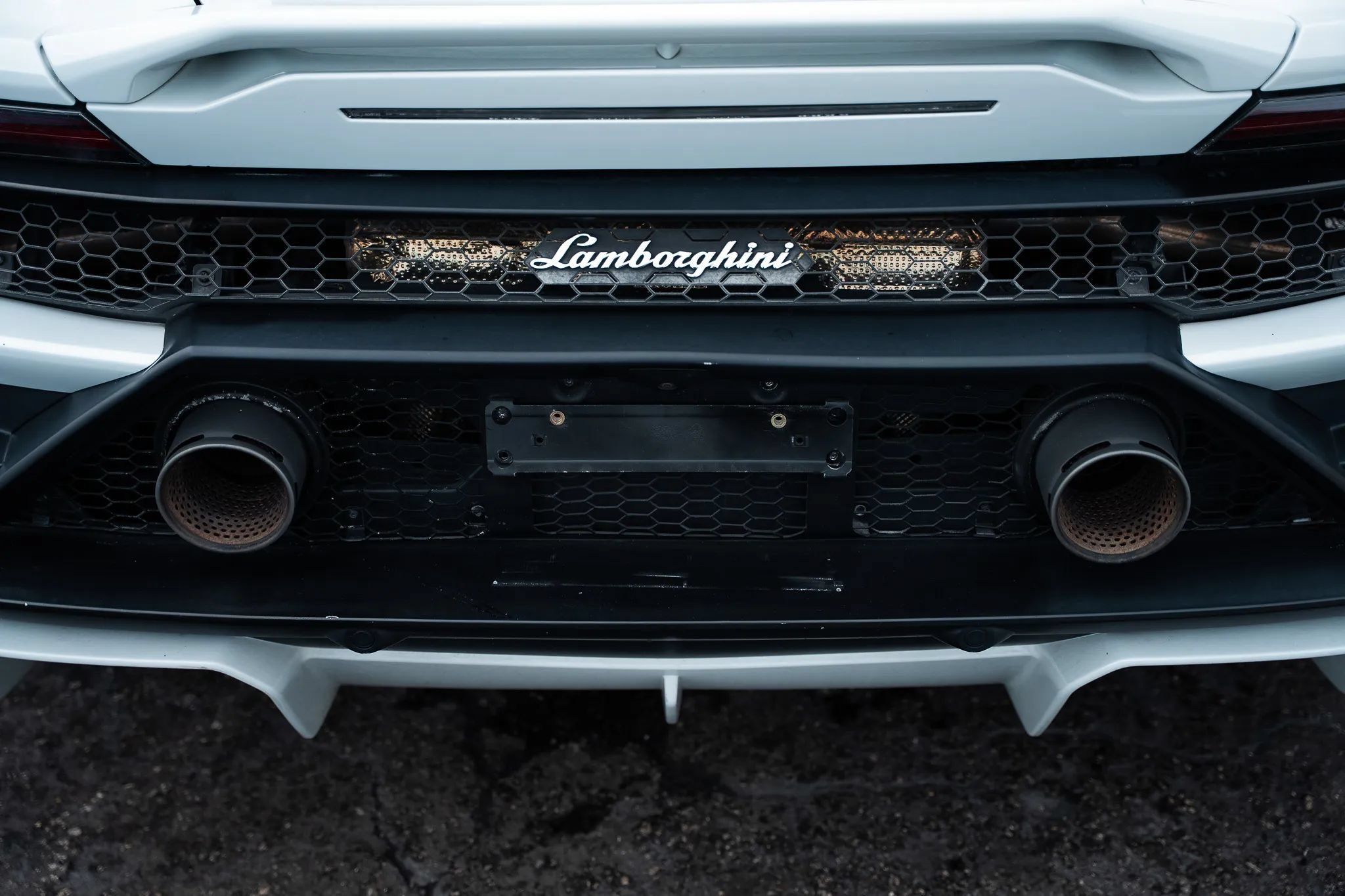 Used 2021 Lamborghini Huracan EVO RWD image 19