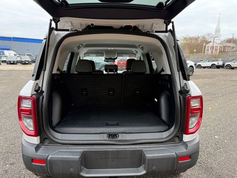 Used 2025 Ford Bronco Sport Badlands image 11