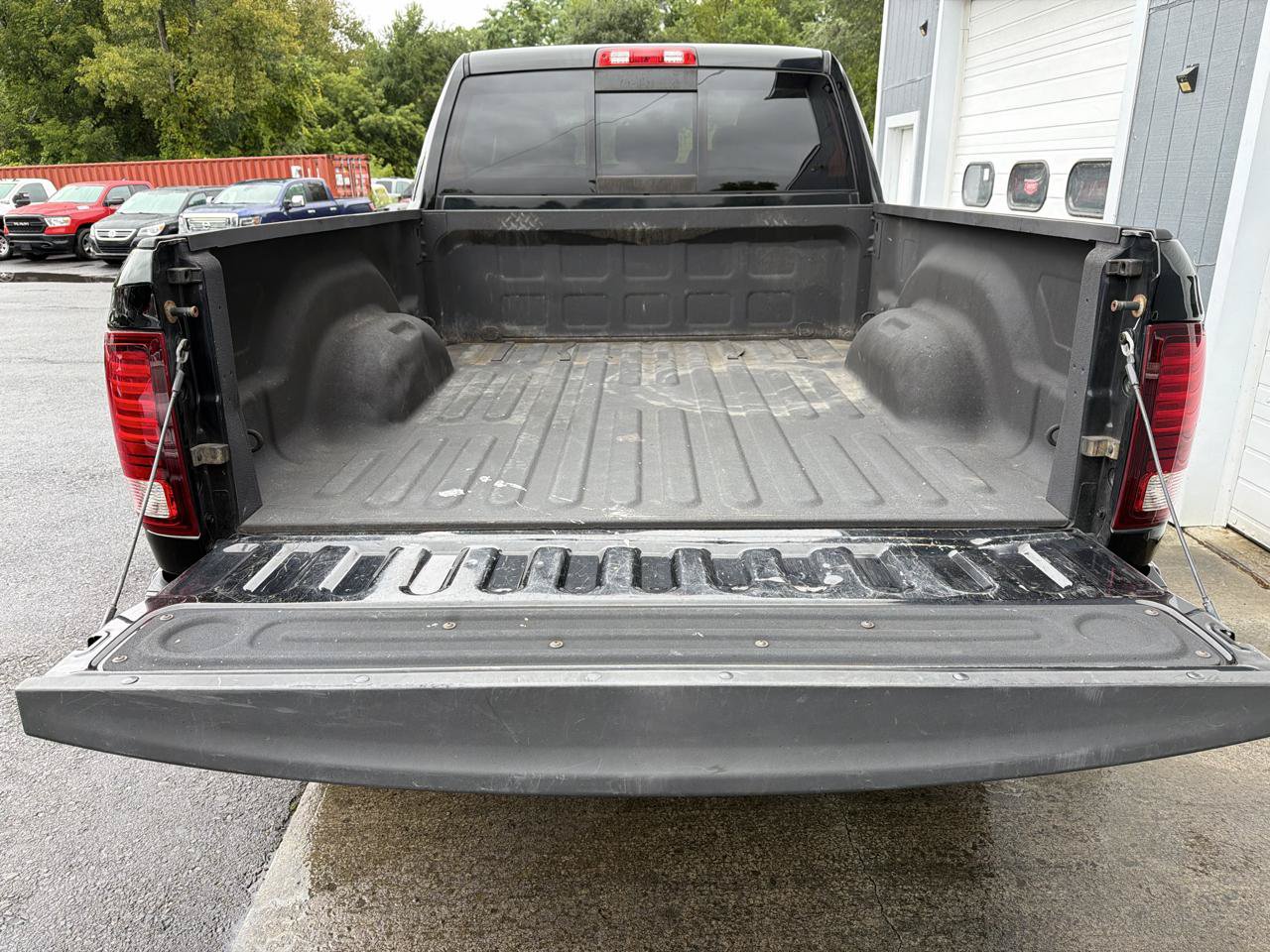 Used 2014 RAM 2500 Laramie w/ Black Appearance Group AWD/4WD image 25