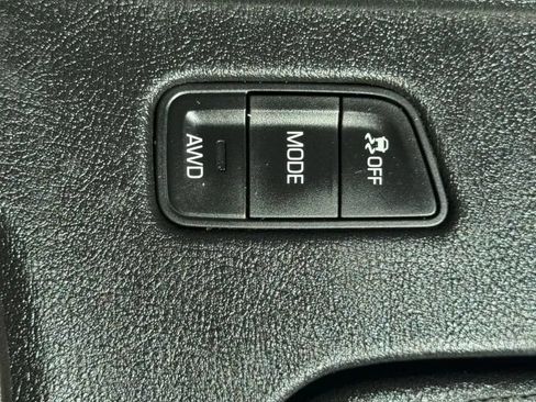 Used 2017 Cadillac XT5 Luxury AWD/4WD image 23