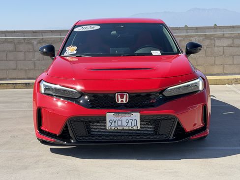 Used 2026 Honda Civic Type R image 3
