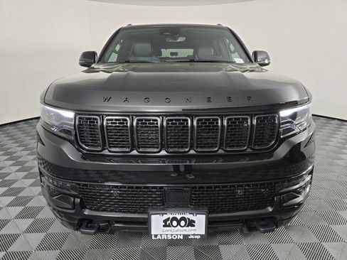 New 2025 Jeep Wagoneer Series II w/ HD Trailer Tow Package image 9