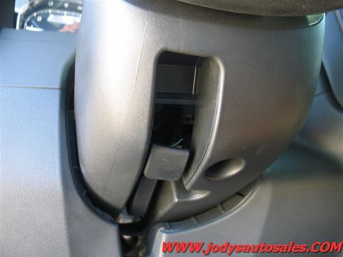 Used 2021 GMC Sierra 1500 AT4 w/ AT4 Premium Package AWD/4WD image 11