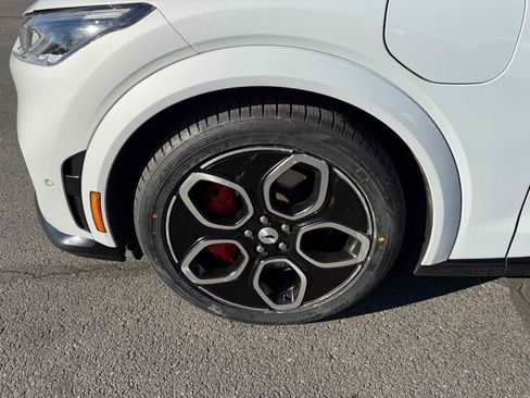 Certified 2023 Ford Mustang Mach-E GT image 14