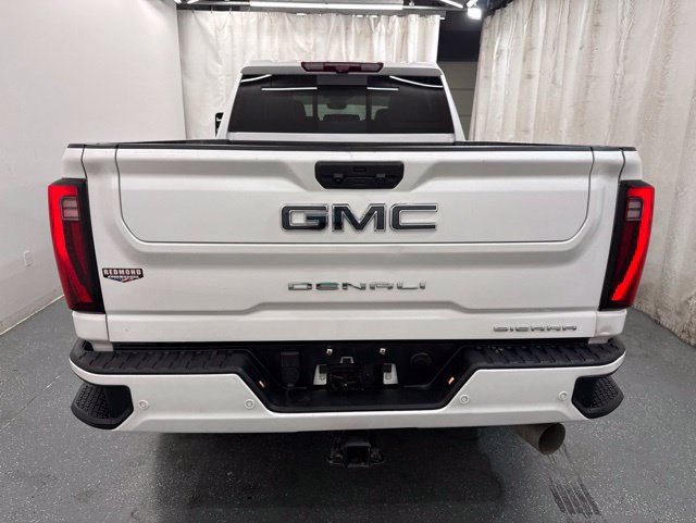 Used 2024 GMC Sierra 2500 Denali Ultimate AWD/4WD image 7