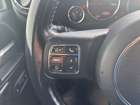 Used 2017 Jeep Wrangler Sport w/ Quick Order Package 24S AWD/4WD image 16