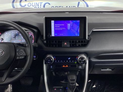 Used 2025 Toyota RAV4 XLE image 13