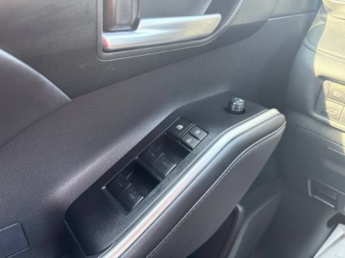 Certified 2026 Toyota Highlander XLE AWD/4WD image 16