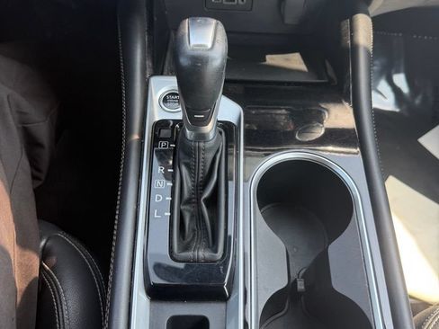 Used 2022 Nissan Altima 2.5 SL FWD image 16