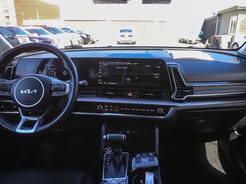 Certified 2023 Kia Sportage EX image 13