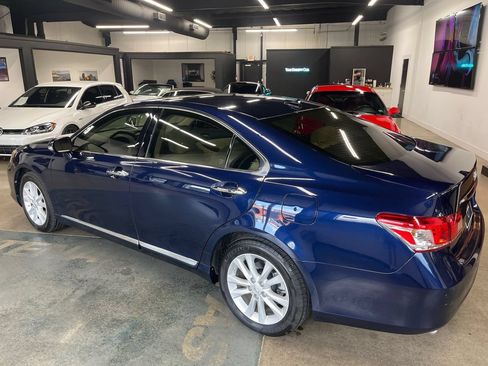 Used 2011 Lexus ES 350 FWD image 6