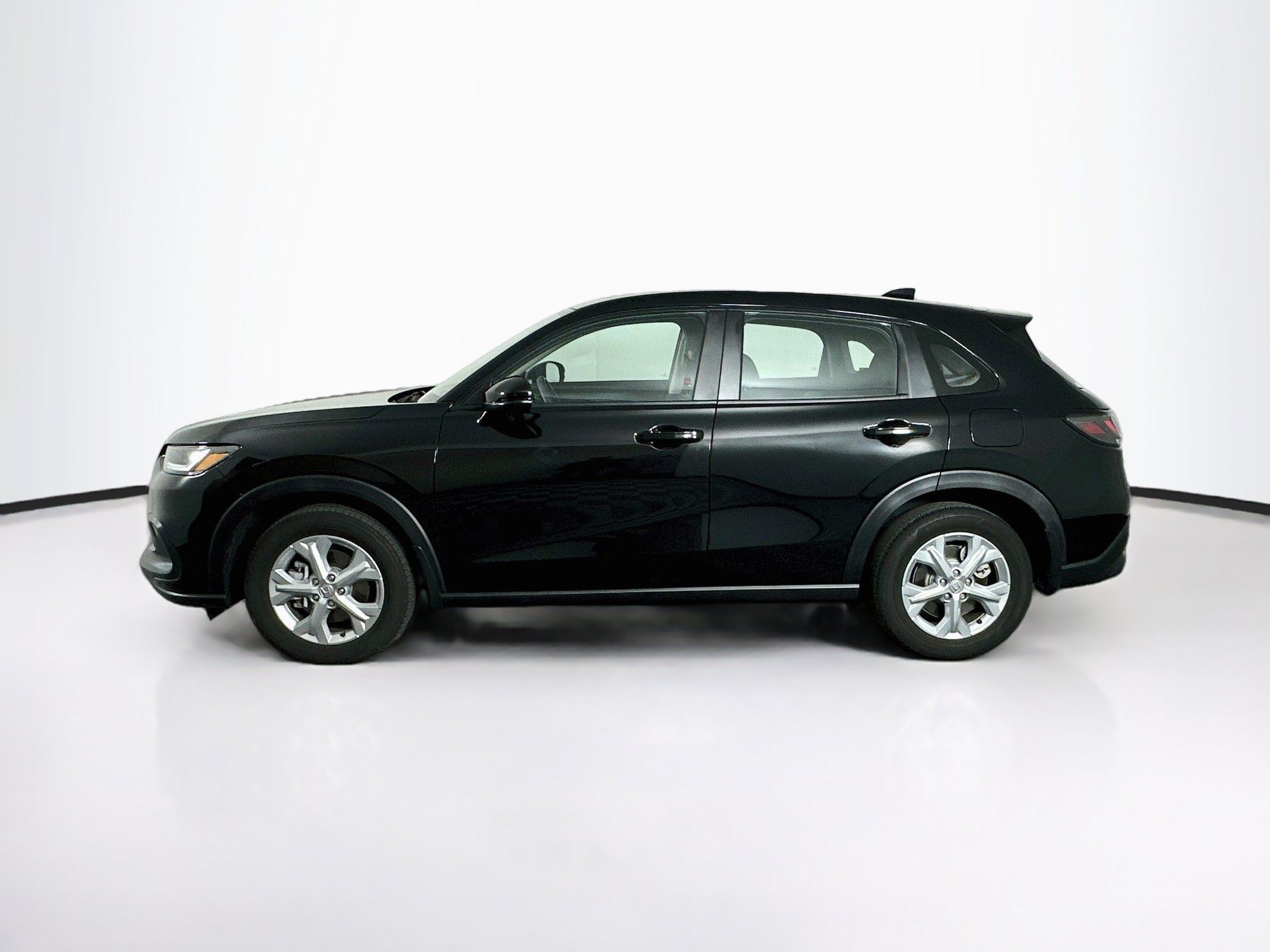 Used 2025 Honda HR-V LX image 4
