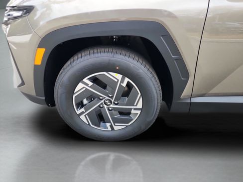New 2026 Hyundai Tucson Blue SE w/ Tow & Go Package image 31