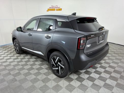 New 2026 Nissan Kicks SV FWD image 3