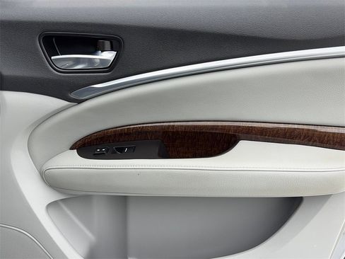 Used 2020 Acura MDX FWD image 47