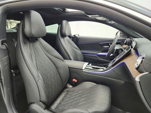 Certified 2025 Mercedes-Benz CLE 450 4MATIC Coupe image 19