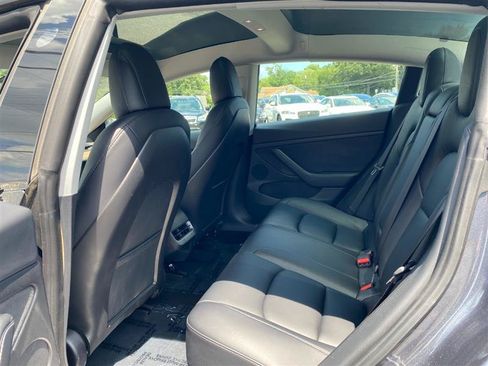 Used 2022 Tesla Model 3 Long Range AWD/4WD image 11
