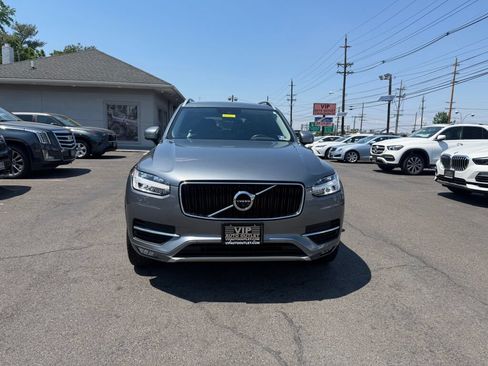 Used 2017 Volvo XC90 T6 Momentum w/ Vision Package AWD/4WD image 3