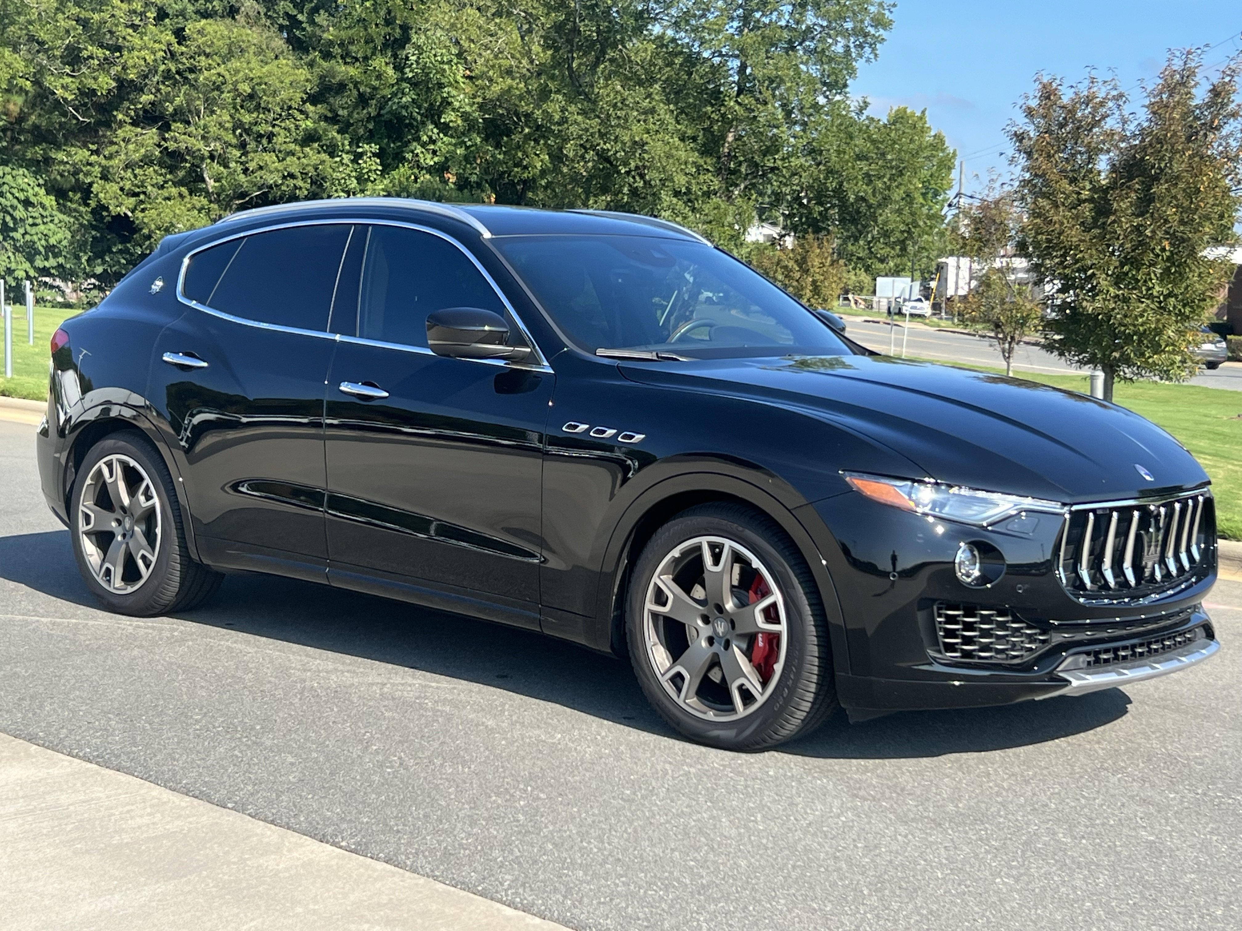 Used 2017 Maserati Levante S AWD/4WD image 1