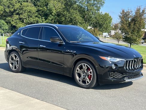 Used 2017 Maserati Levante S AWD/4WD image 1
