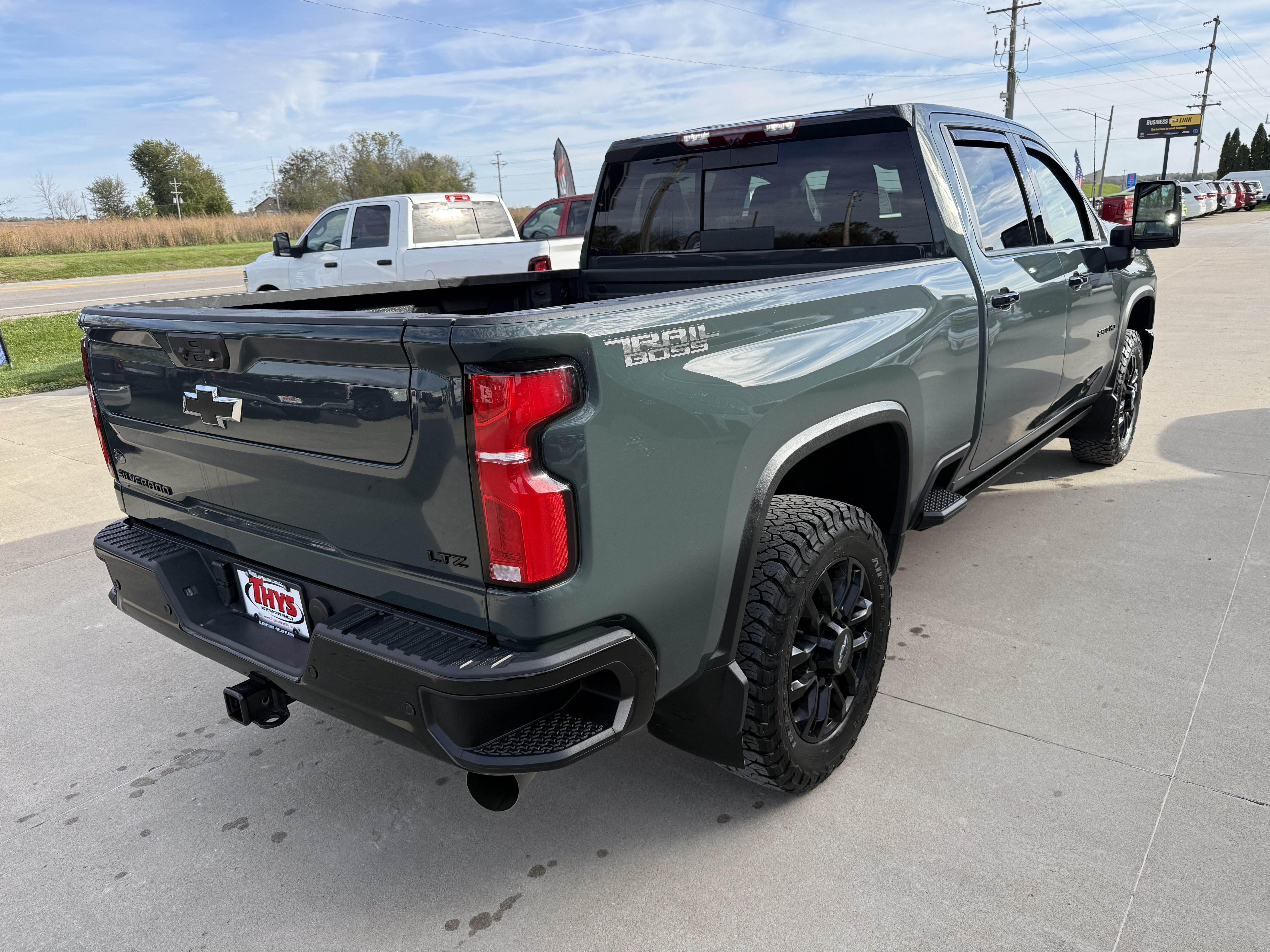 Used 2026 Chevrolet Silverado 2500 LTZ w/ LTZ Plus Package AWD/4WD image 35