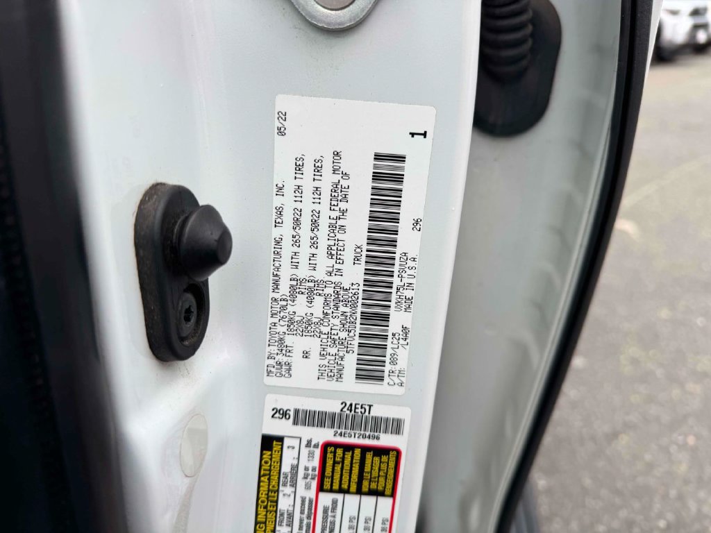 Used 2022 Toyota Tundra Capstone AWD/4WD image 13
